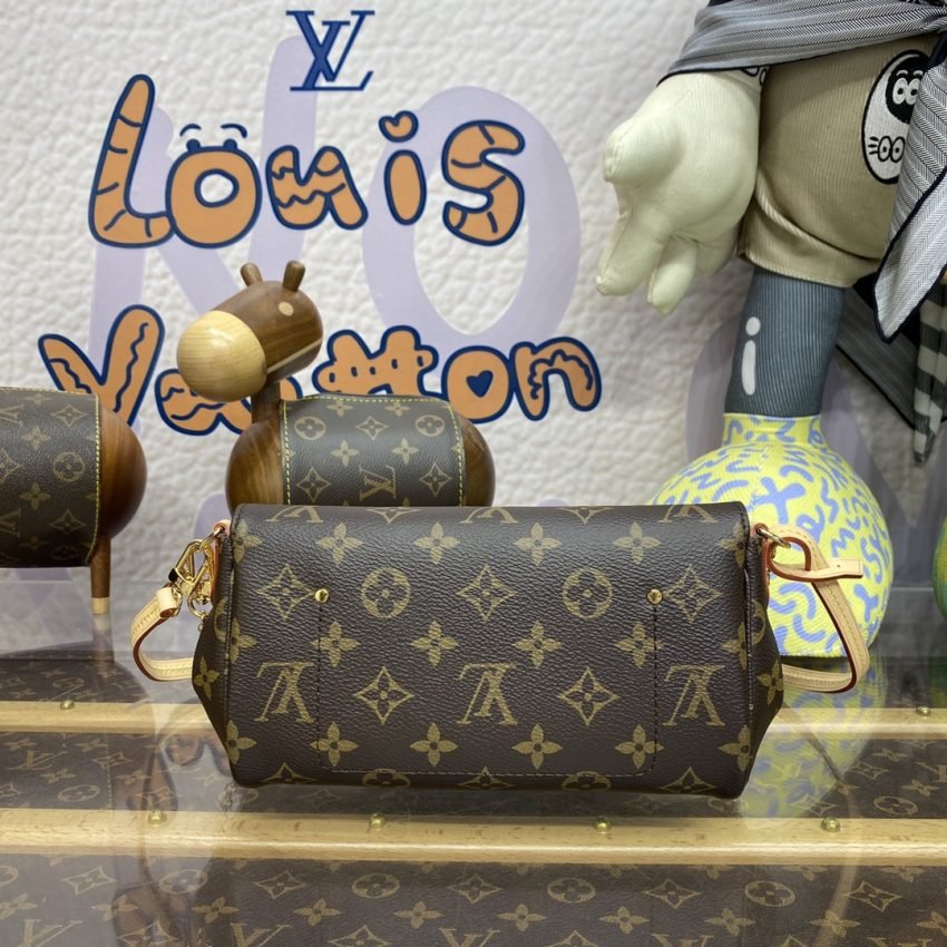 Fake Louis Vuitton Favorite Brown - Image 9
