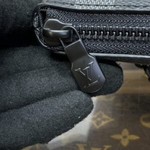 Alternative view of Replica Louis Vuitton Takeoff Pouch Black Grid