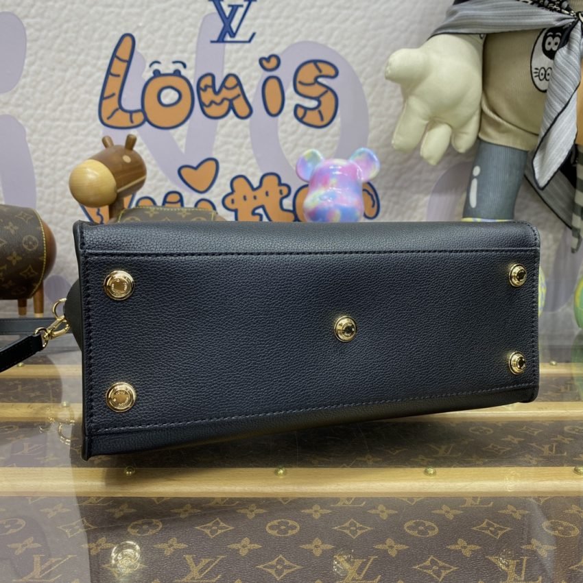 Replica Louis Vuitton On My Side Black - Image 3
