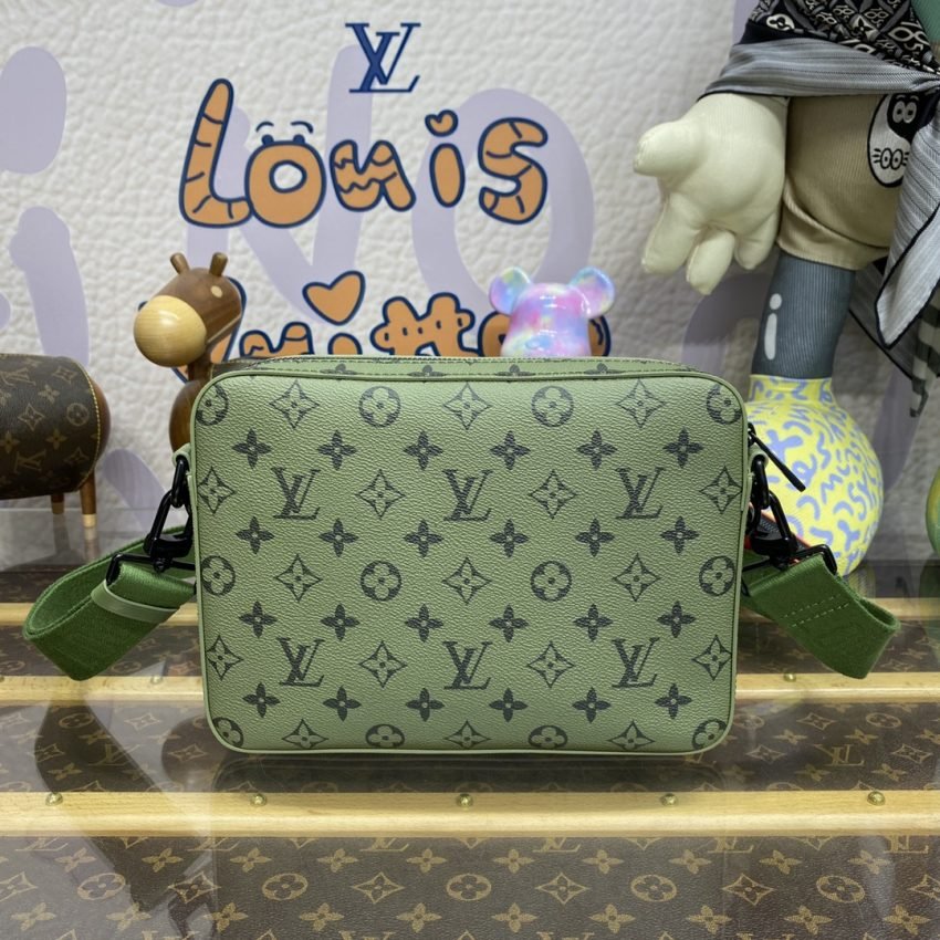 Replica Louis Vuitton Trio Messenger Green - Image 2