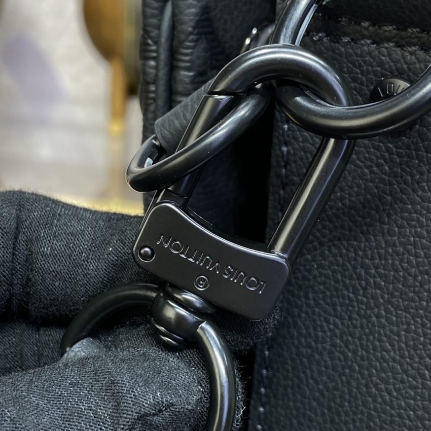 Replica Louis Vuitton Trio Messenger Full Black - Image 8