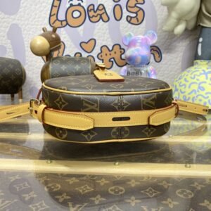 Alternative view of Fake Louis Vuitton Boite Chapeau