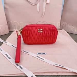 Fake Miu Miu Clutch Red