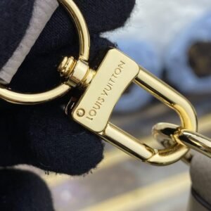 Alternative view of Fake Louis Vuitton Loop Hobo Beige