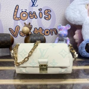 Fake Louis Vuitton Favorite White