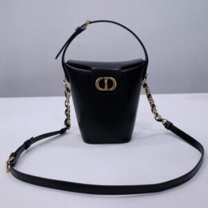 Fake Dior 30 Montaigne Amber Chain Black