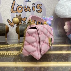 Alternative view of Replica Louis Vuitton Go – 14 Pink