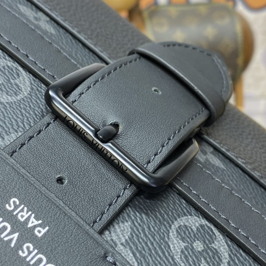 Fake Louis Vuitton Saumur Messenger Bag - Image 5