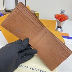 Alternative view of Louis Vuitton Multiple Wallet Brown