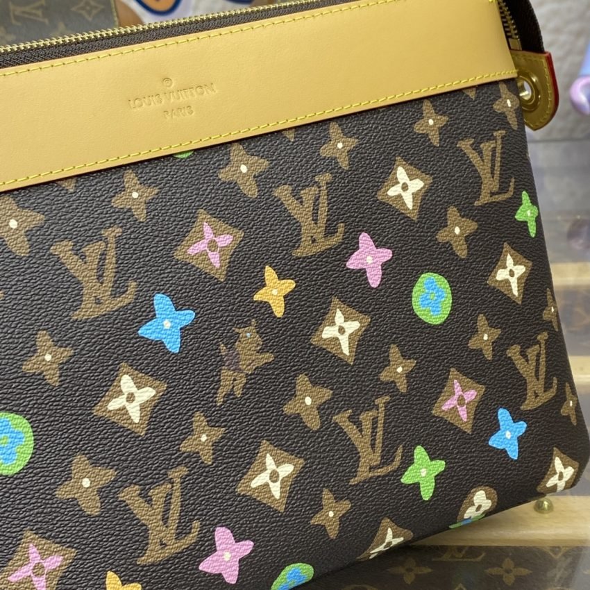 Replica Louis Vuitton Pochette Voyage Brown - Image 2