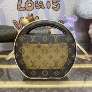 Alternative view of Fake Louis Vuitton Around Me