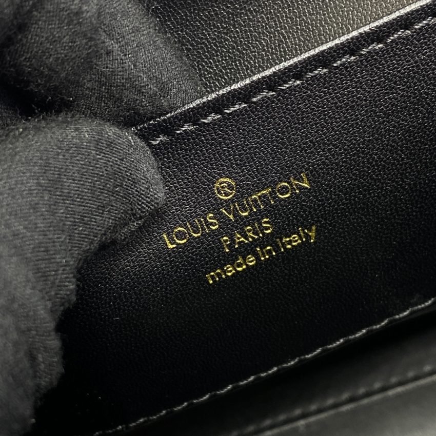 Fake Louis Vuitton Go – 14 – White - Image 7