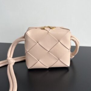 Alternative view of Replica Bottega Veneta Cassette Cub All Colors