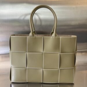 Alternative view of Fake Bottega Veneta Arco Tote