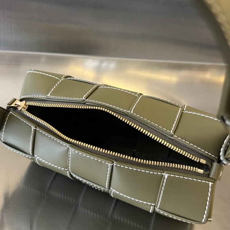 Fake Bottega Veneta Cassette Brick Small - Image 5