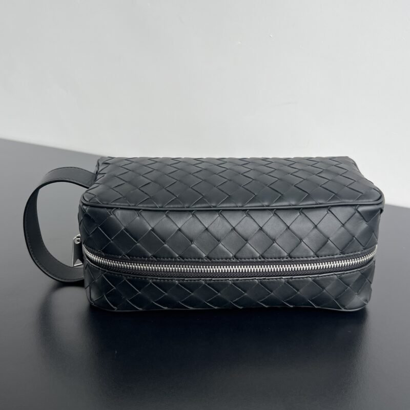 Replica Bottega Veneta Toiletry Bag - Image 5