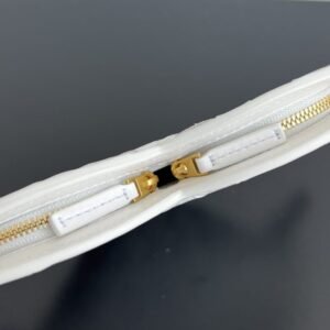 Alternative view of Fake Bottega Veneta Solstice White Heart