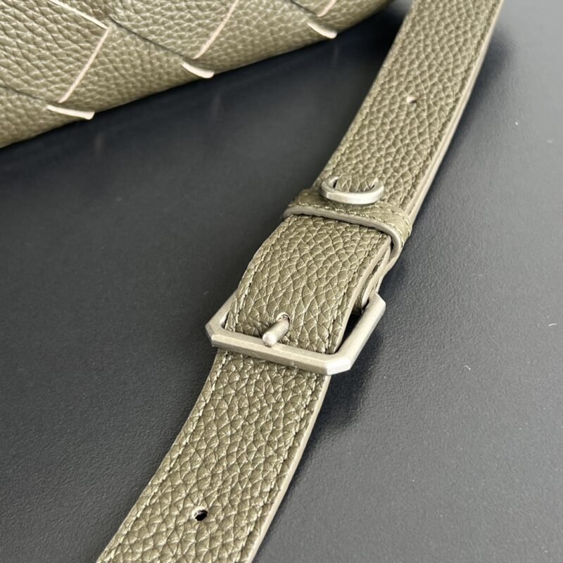 Fake Bottega Veneta Camera Bag - Image 2