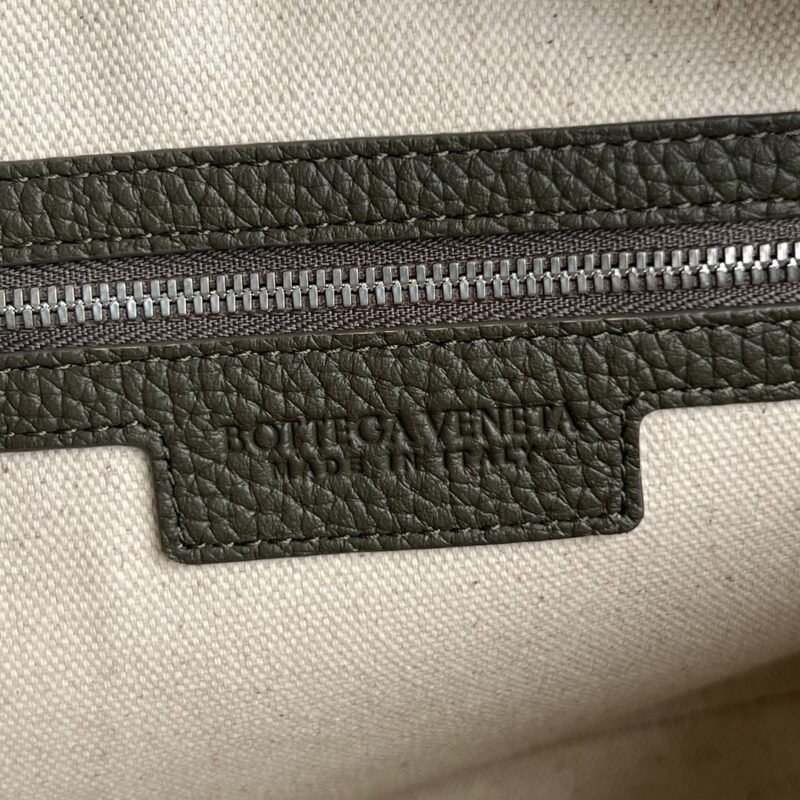 Fake Bottega Veneta Camera Bag - Image 3