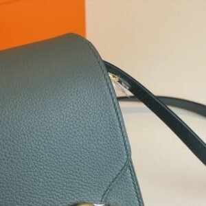 Alternative view of Fake Hermès Sac Roulis Almond Green