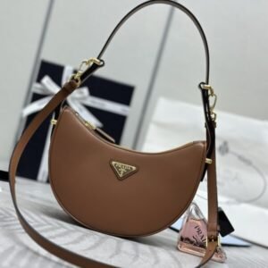 Fake Prada Arque Caramel