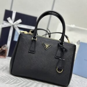 Fake Prada Galleria Black