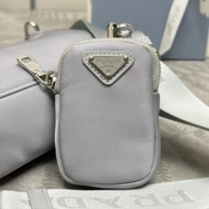 Alternative view of Fake Prada Re – Edition Nylon 2005 Blue