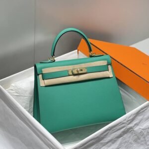 Alternative view of Fake Hermès Kelly Emperial Green