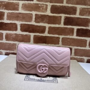 Fake Gucci Matelassé Mini Pink