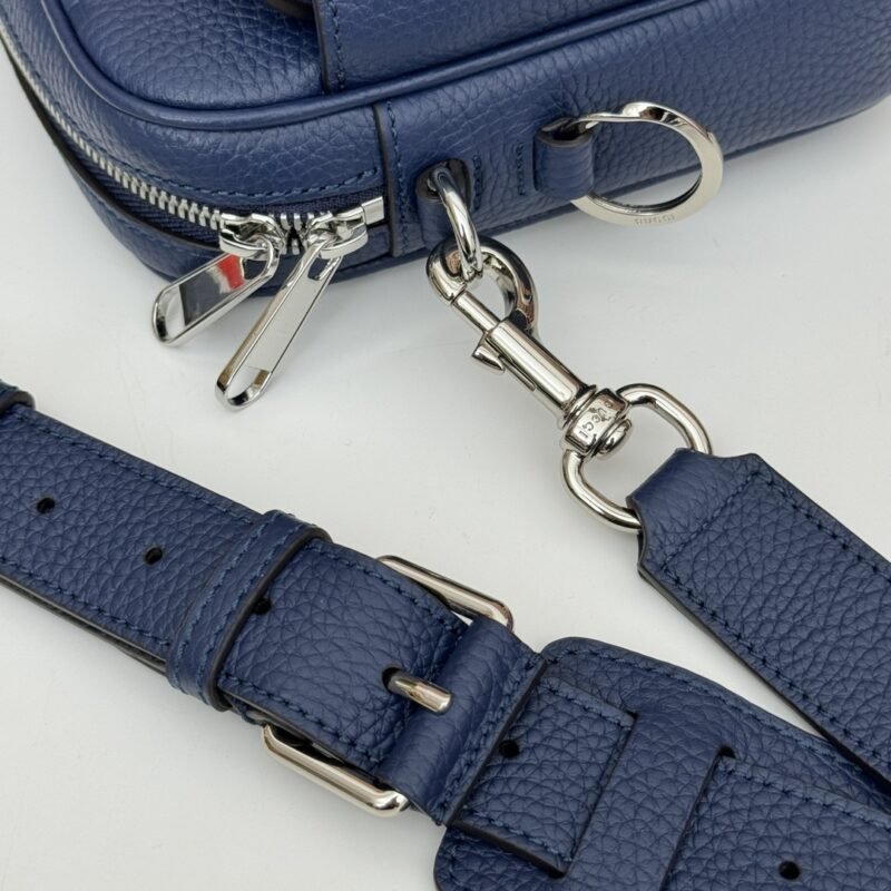 Fake Gucci Jumbo GG Crossbody Blue - Image 5