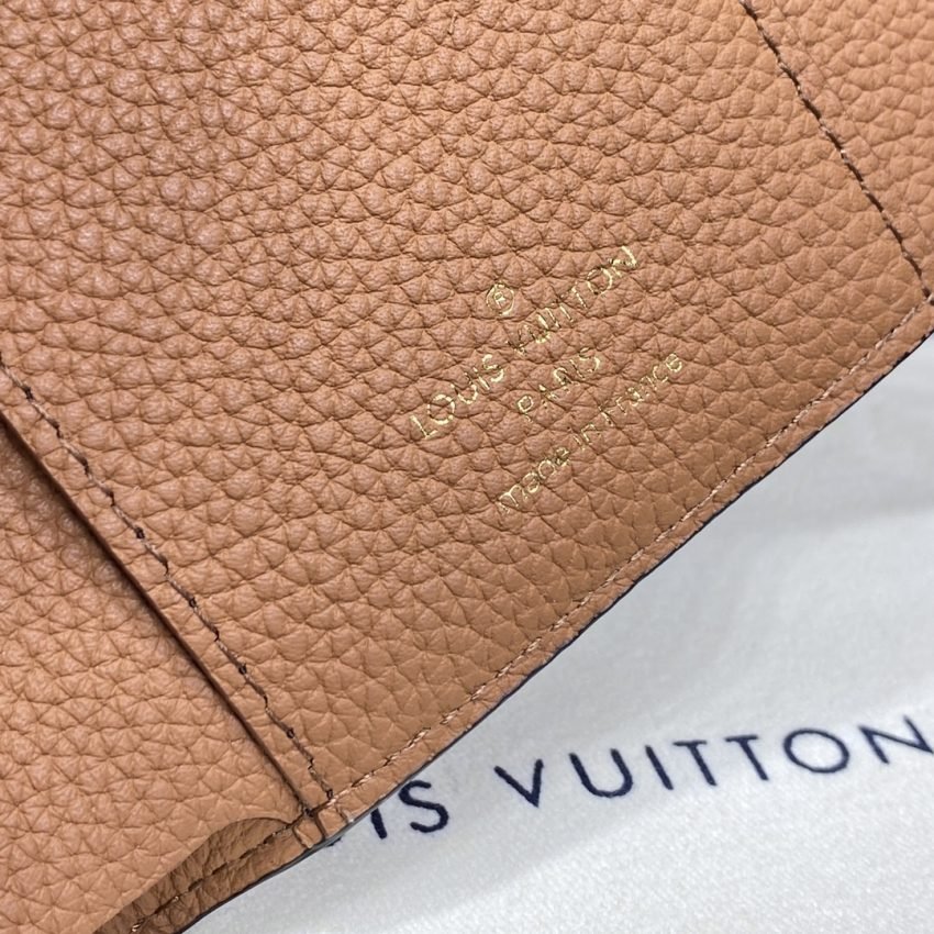 Fake Louis Vuitton Victorine On My Side Wallet - Image 2