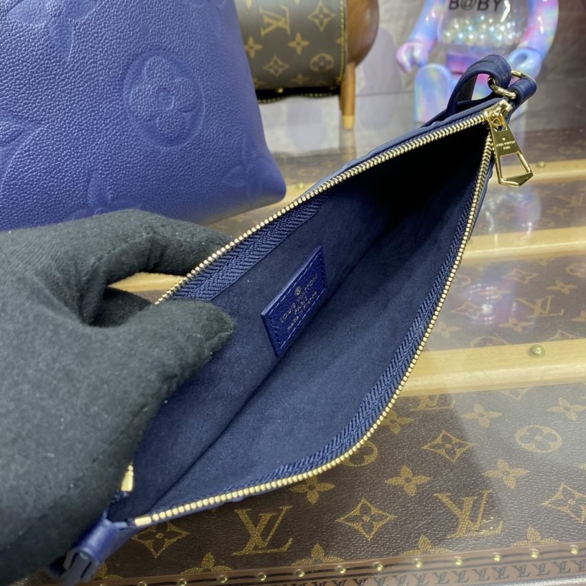 Fake Louis Vuitton Carry All MM Dark Blue - Image 7