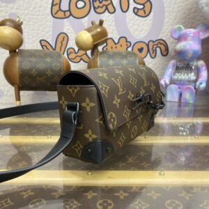 Alternative view of Replica Louis Vuitton Steamer Wearable Wallet Brown