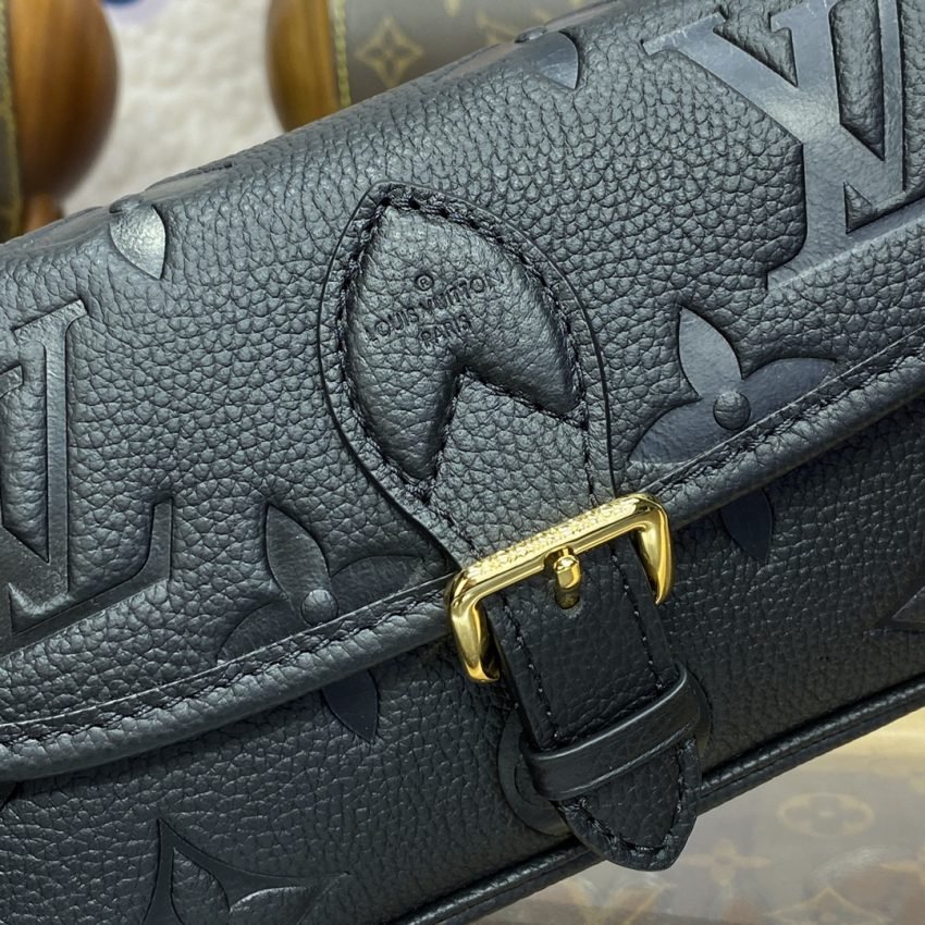 Fake Louis Vuitton Nano Diane Black - Image 6