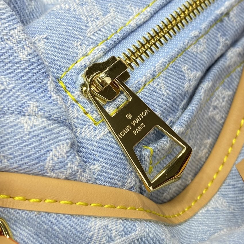 Fake Louis Vuitton Carry All PM Light Denim - Image 10