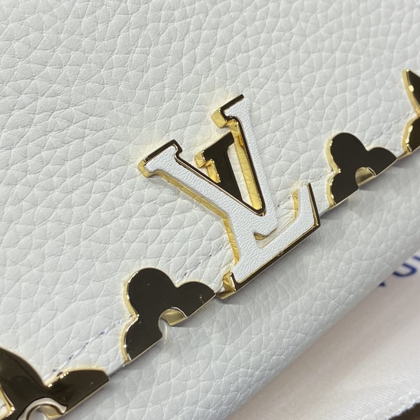Replica Loius Vuitton Capucines Compact Wallet White - Image 2
