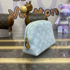 Alternative view of Replica Louis Vuitton Pochette Cosmétique Denim