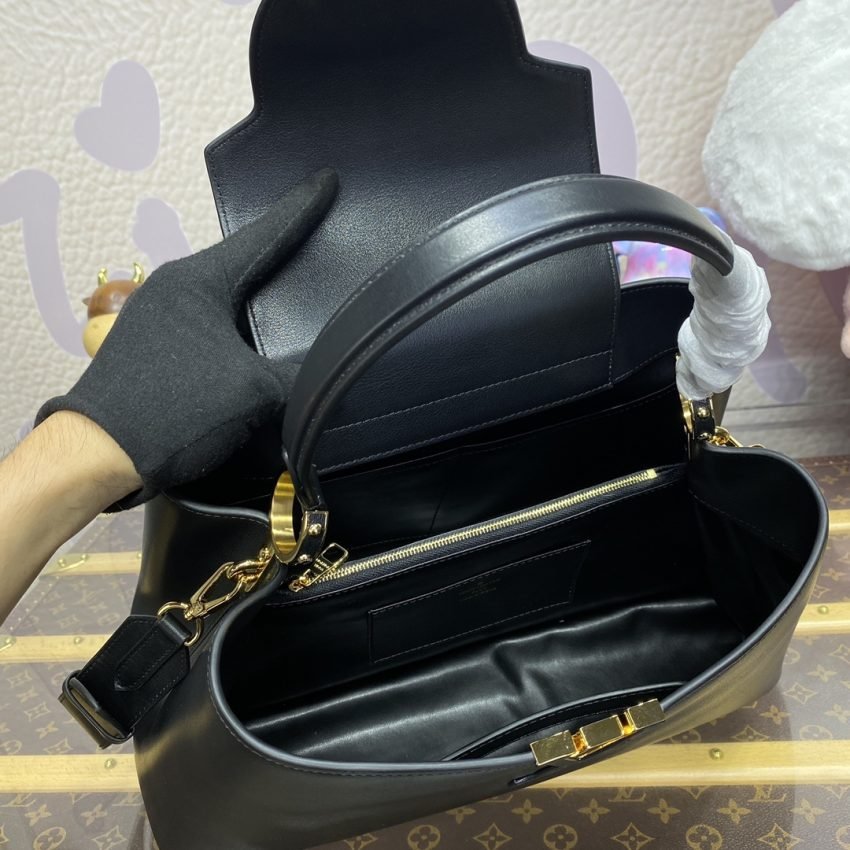 Fake Loius Vuitton Capucines Large Black Full - Image 3