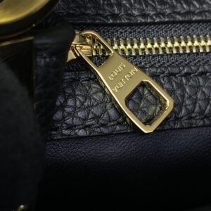 Alternative view of Fake Loius Vuitton Capucines Full Black
