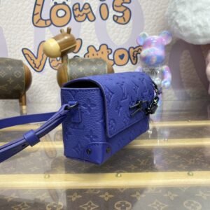 Alternative view of Replica Louis Vuitton Steamer Wearable Wallet Blue