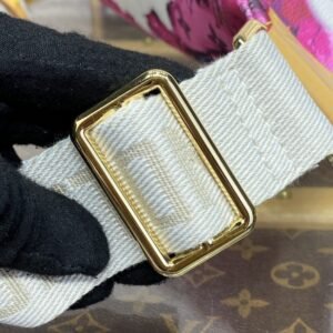 Alternative view of Fake Louis Vuitton Bumbag Rush