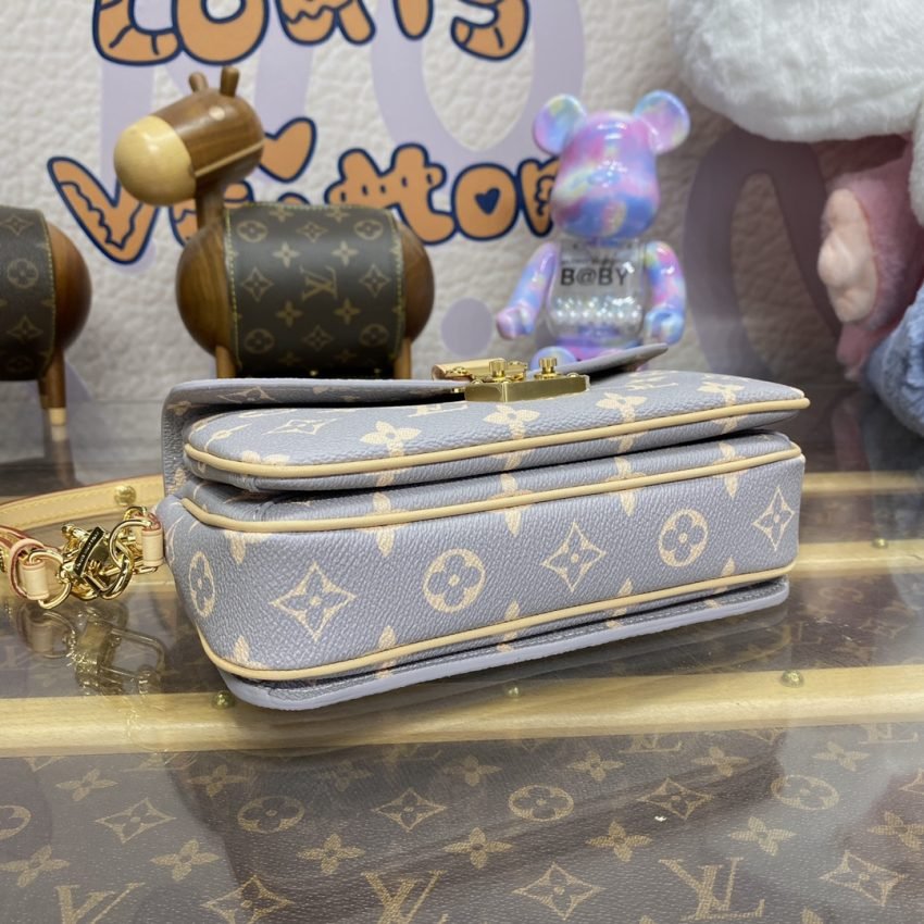 Fake Louis Vuitton Pochette Metis East West Grey - Image 2