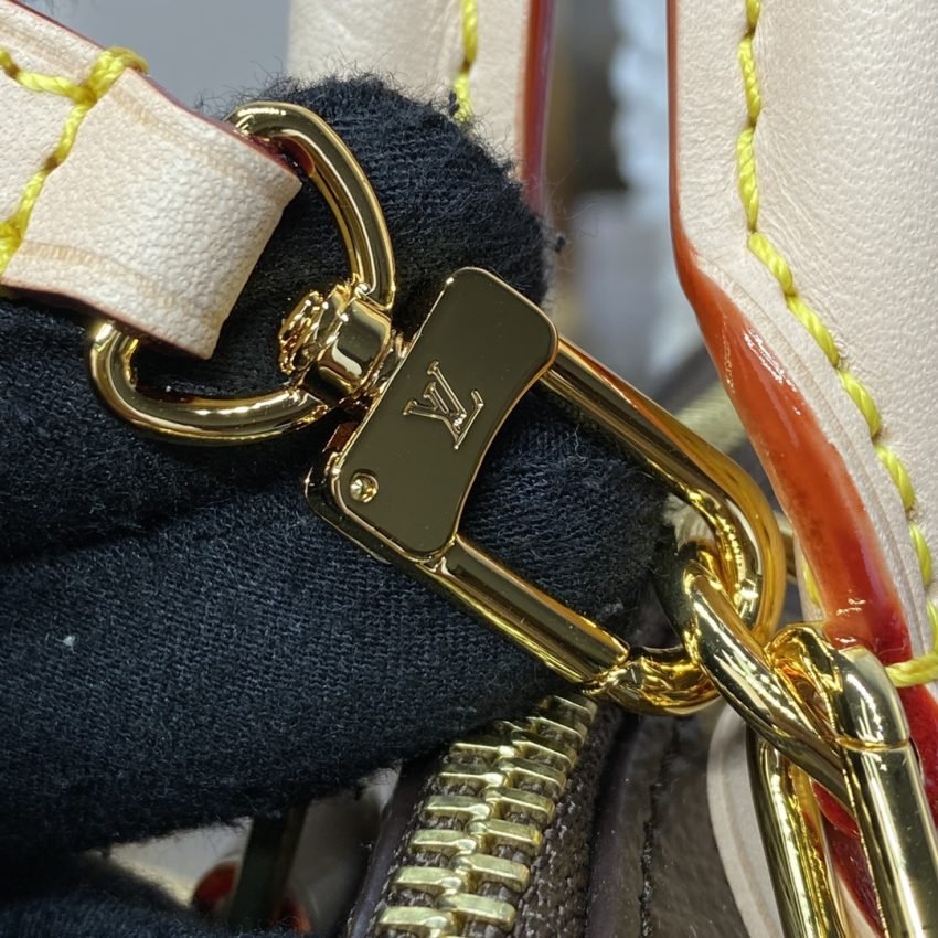 Fake Louis Vuitton Lockit Bb - Image 10