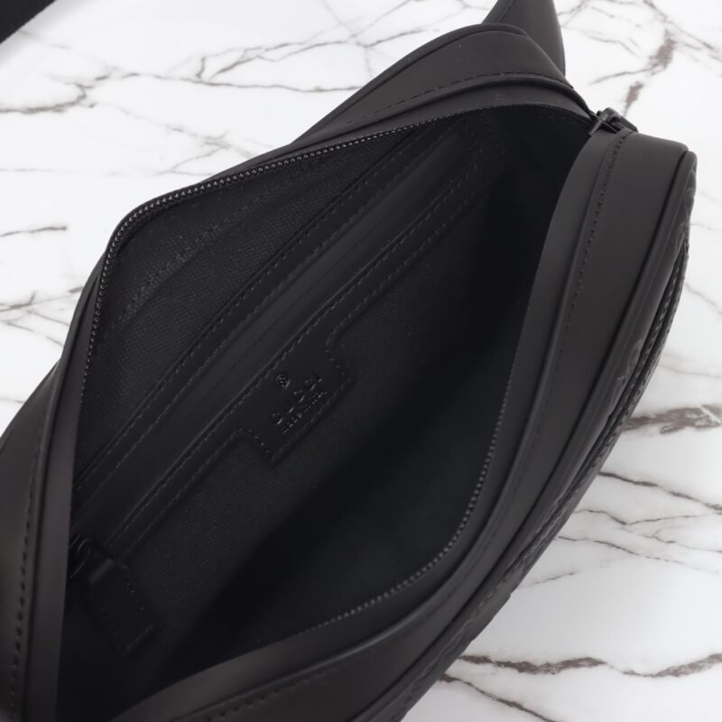 Fake Gucci GG Rubber Belt Bag - Image 3