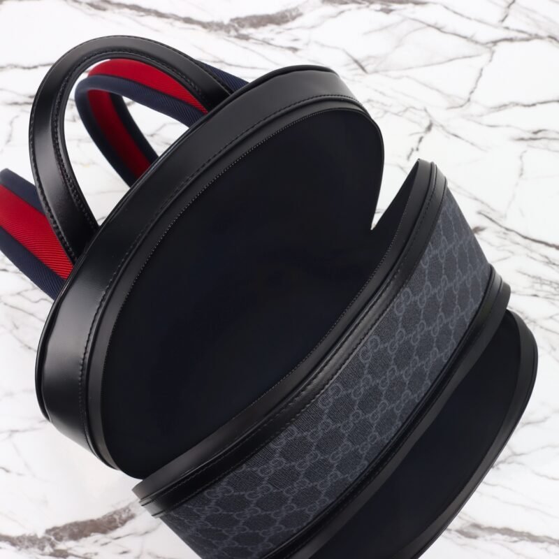 Replica Gucci GG Supreme Large Backpack - Image 7