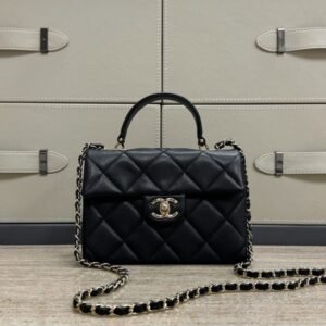 CHANEL 23k Kelly Handle 21cm