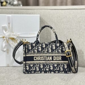 Fake Dior Tote Book Mini Cd