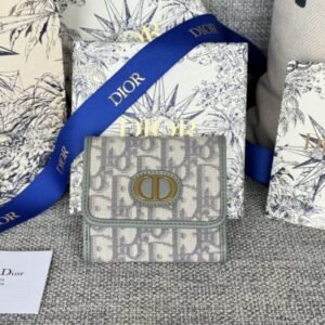 Alternative view of Fake Dior 30 Montaigne Wallet