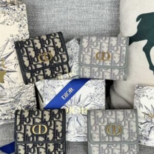 Fake Dior 30 Montaigne Wallet
