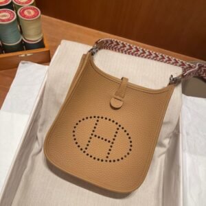 Alternative view of Replica Hermès Evelyne II Tpm Brown